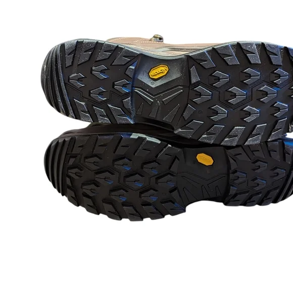 LOWA Renegade Evo Goretex Mid Hiking Boot - Picture 8 of 8